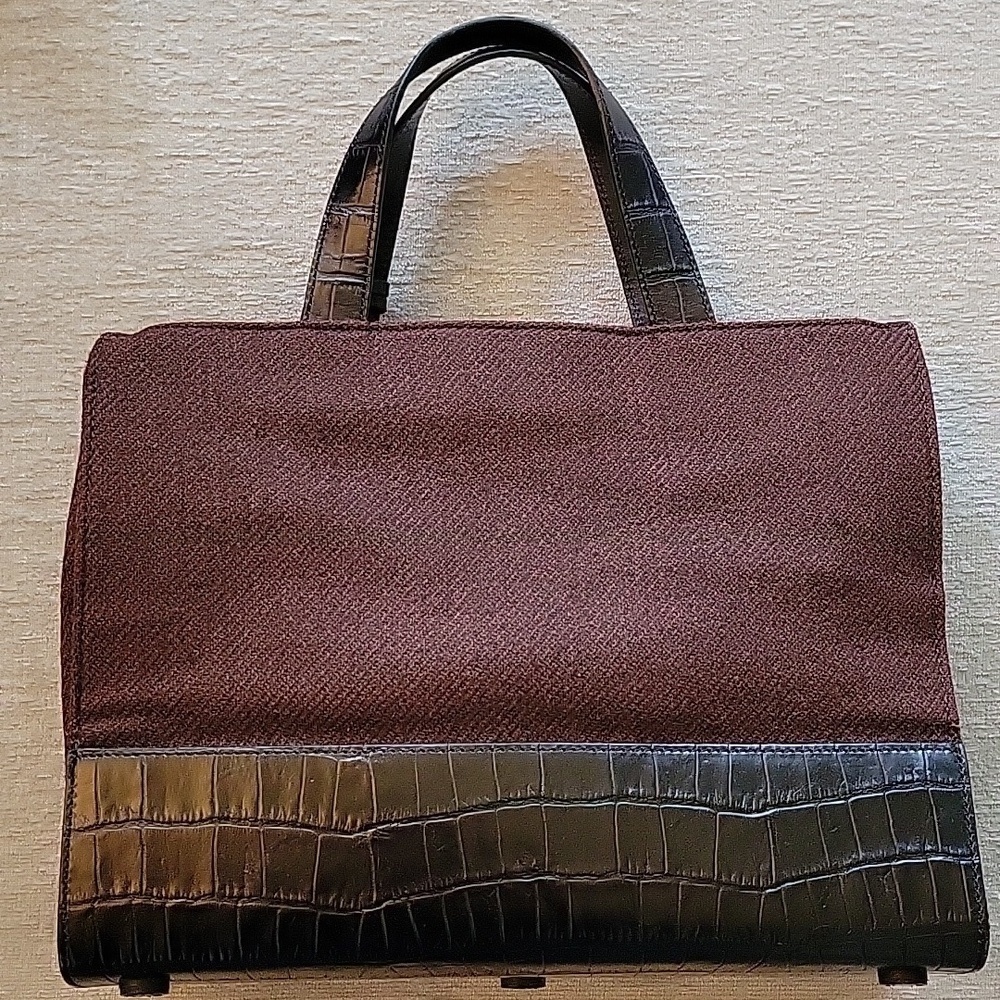 Brighton Chocolate Heart-Detail Satchel Wool and Crocodile Leather. - Picture 2 of 11